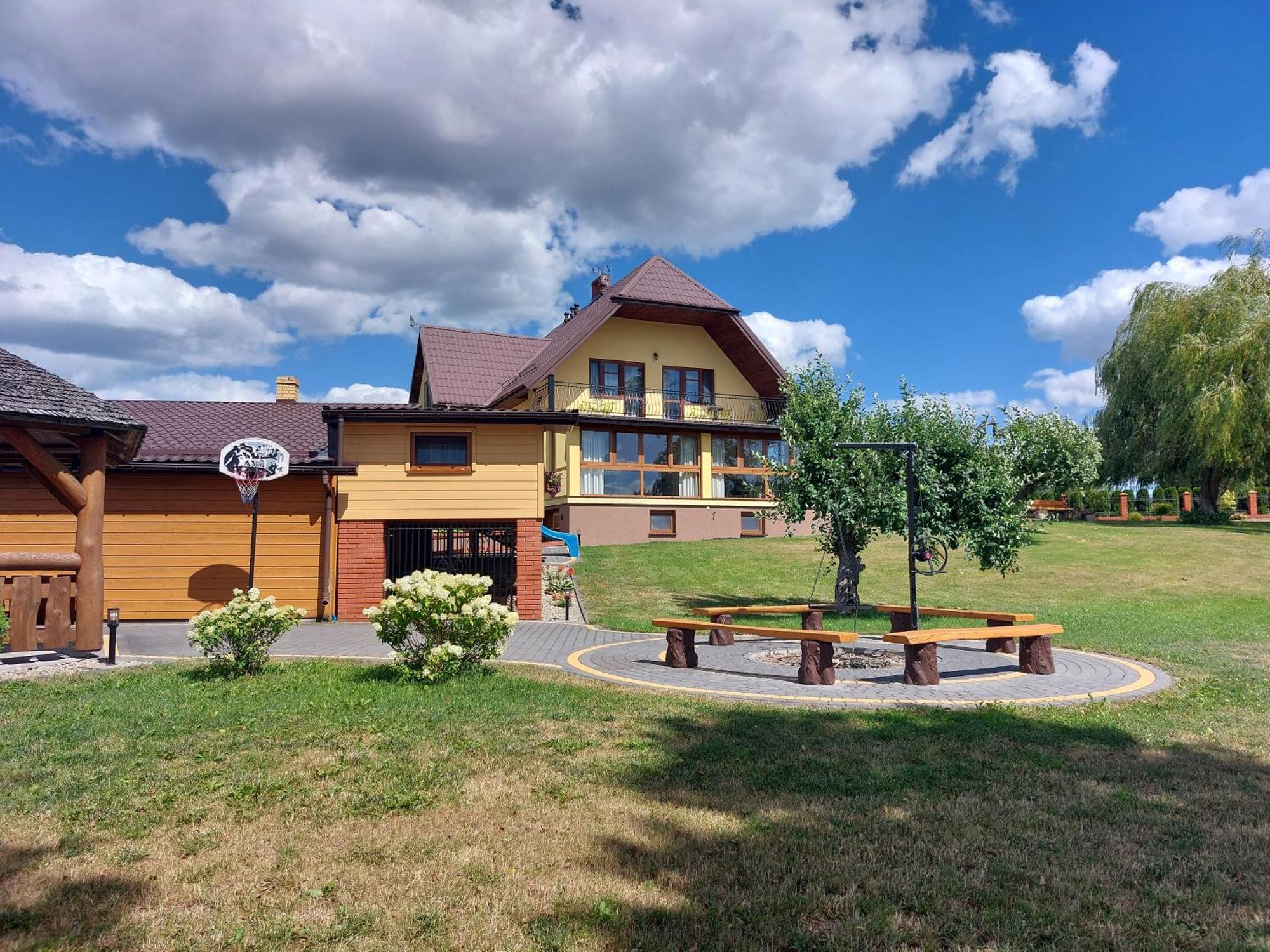 Agroturystyka Żubrówka Zubrowka Exterior foto