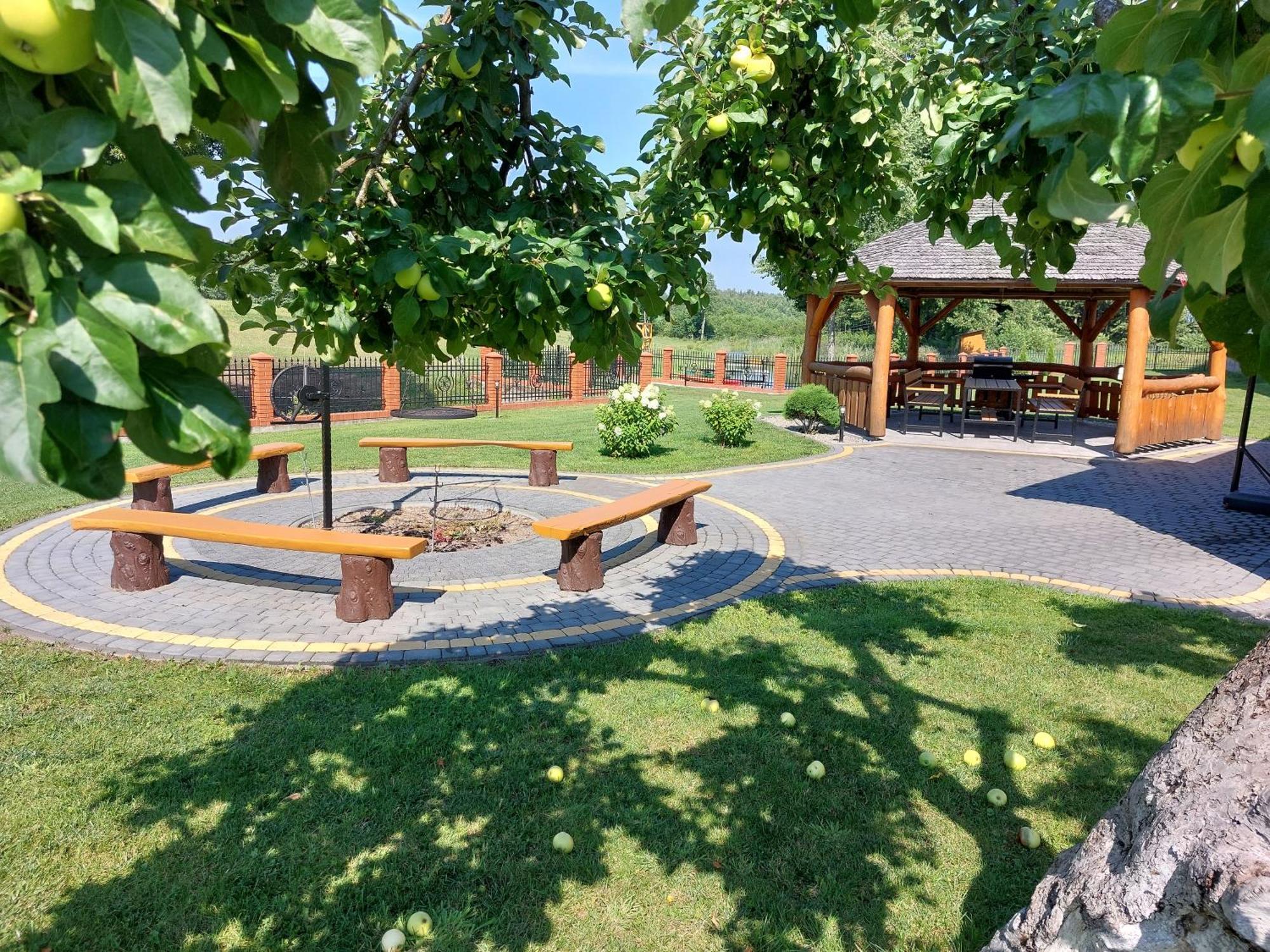 Agroturystyka Żubrówka Zubrowka Exterior foto